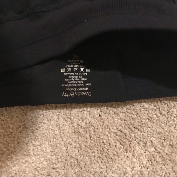 Sweaty Betty Black Activewear Pants - Picture 8 of 8
